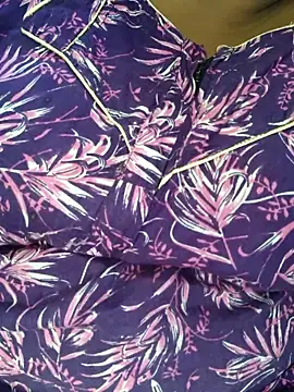 kavinila20 online show from September 28, 11:48 am