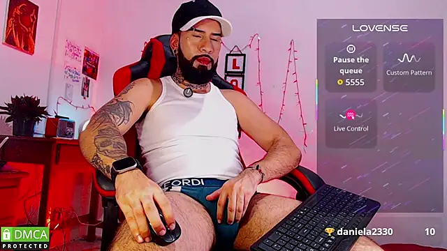 Diilanhott online show from February 28, 2:01 am