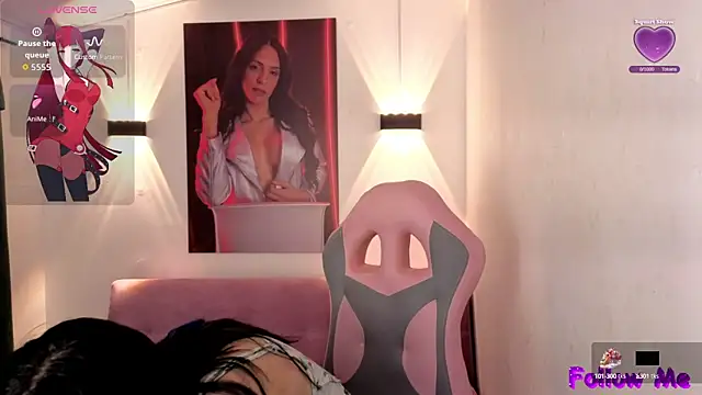 vittorialombardi   online show from September 21, 8:16 am