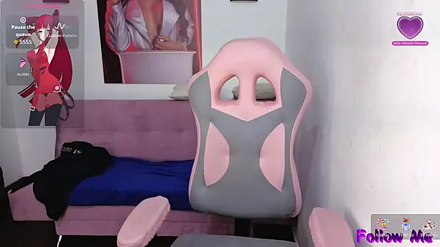 vittorialombardi   online show from October 24, 8:11 am