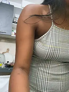 EscorpiLeoncita online show from February 19, 3:28 am