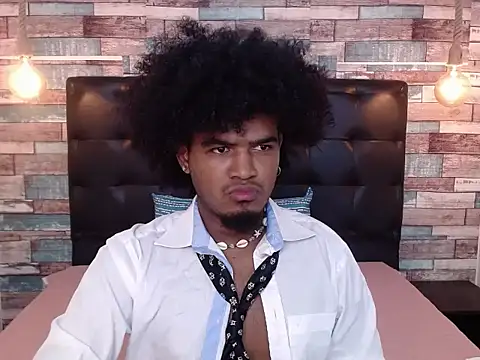 JaicobRuneer online show from October 7, 11:46 pm