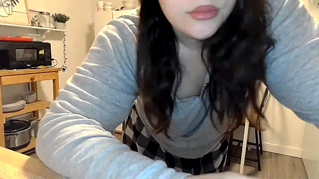 Snapshot of Kittyymaze1 chatting on January 7, 12:51 pm Kittyymaze1 online show from January 7, 12:51 pm