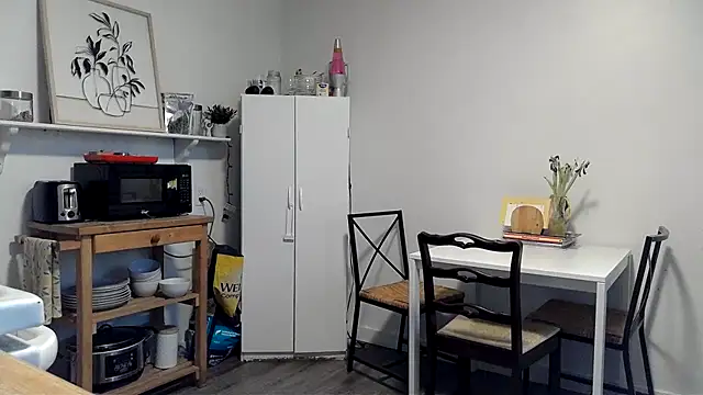 Snapshot of Kittyymaze1 chatting on March 10, 11:26 am Kittyymaze1 online show from March 10, 11:26 am