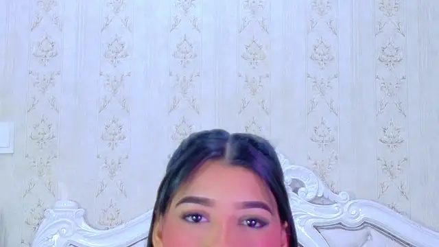 TiaraRosse online show from November 20, 12:38 pm