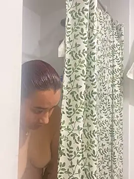 Cafeziitha02 online show from October 26, 1:33 am