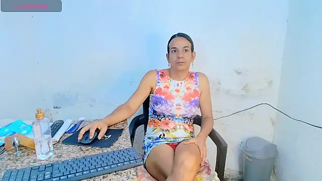 Oh Tique online show from June 1, 12:40 pm