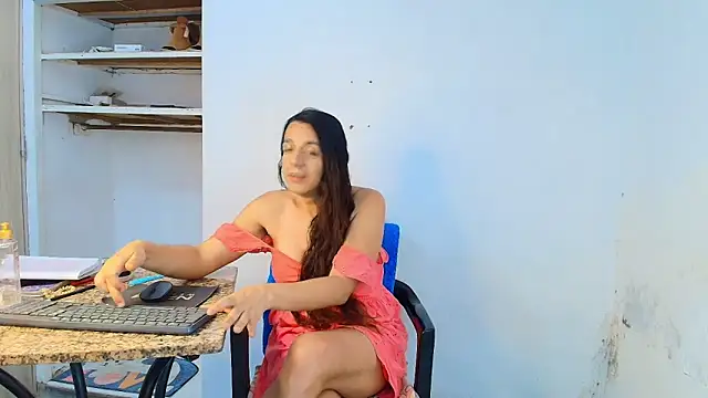 Oh Tique online show from June 20, 7:22 am