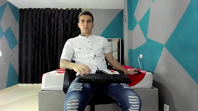 simookeler online show from January 6, 7:42 am