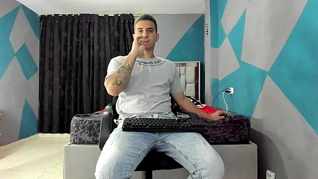 simookeler online show from February 20, 2:40 am