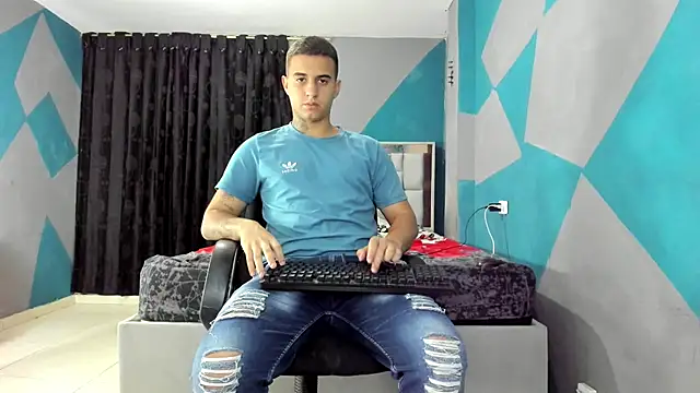 simookeler online show from February 22, 6:06 am