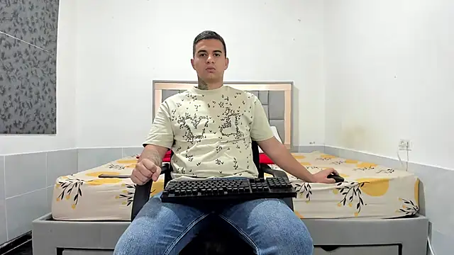 simookeler online show from November 27, 11:18 pm