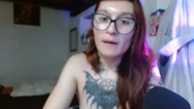 kittenlizz online show from September 27, 4:45 pm