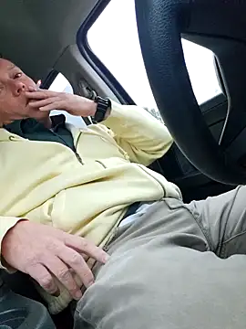 Bigtater1999 online show from December 2, 12:43 pm