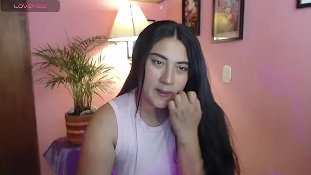 Snapshot of bunnyemilyrose36 chatting on March 11, 3:51 pm bunnyemilyrose36 online show from March 11, 3:51 pm