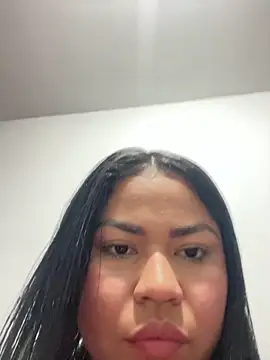 aashley jones online show from December 15, 3:33 am