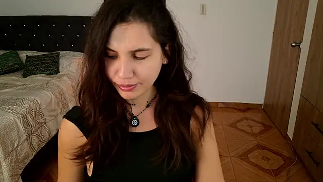 Snapshot of Sigrid- chatting on December 20, 2:51 am Sigrid- online show from December 20, 2:51 am