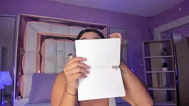 Snapshot of scarlette_15_ chatting on July 25, 3:26 am scarlette 15 online show from July 25, 3:26 am