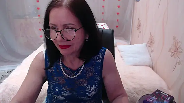 Snapshot of OlgaHottie chatting on March 18, 8:47 am OlgaHottie online show from March 18, 8:47 am