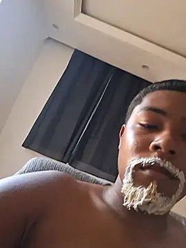 Snapshot of Pr3To021 chatting on September 21, 12:07 pm Pr3To021 online show from September 21, 12:07 pm