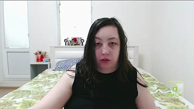 Snapshot of cute_and_hot chatting on January 19, 9:11 am cute and hot online show from January 19, 9:11 am
