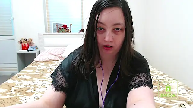 Snapshot of cute_and_hot chatting on February 10, 1:33 pm cute and hot online show from February 10, 1:33 pm