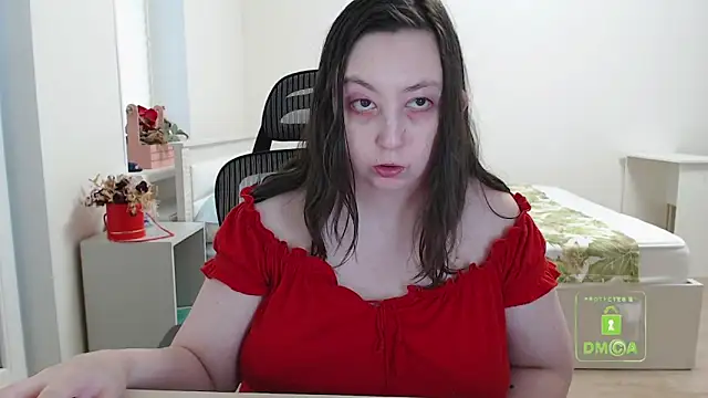 Snapshot of cute_and_hot chatting on March 8, 12:52 pm cute and hot online show from March 8, 12:52 pm