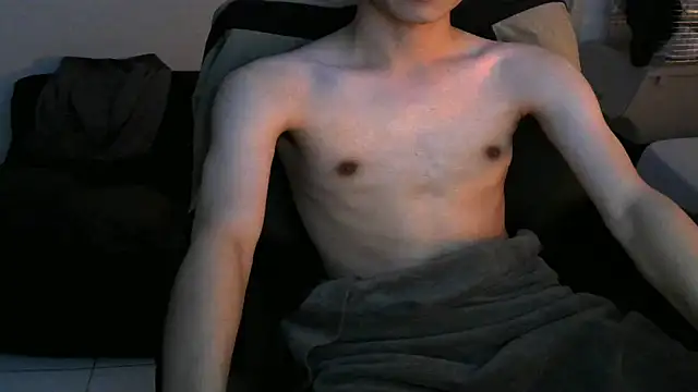 Snapshot of Ray175oo chatting on October 8, 4:59 pm Ray175oo online show from October 8, 4:59 pm