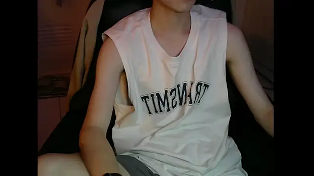 Snapshot of Ray175oo chatting on October 24, 3:52 pm Ray175oo online show from October 24, 3:52 pm