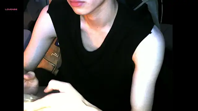 Snapshot of Ray175oo chatting on October 31, 5:47 pm Ray175oo online show from October 31, 5:47 pm