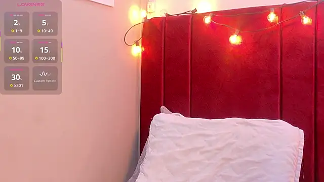 hotlatinateacher online show from November 14, 7:34 pm