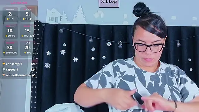 hotlatinateacher online show from December 16, 7:13 am