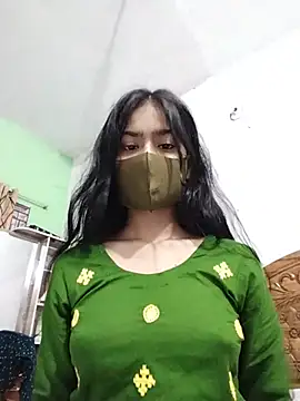 Snapshot of Arisha- chatting on June 22, 12:24 pm Arisha- online show from June 22, 12:24 pm