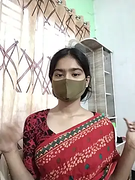 Snapshot of Arisha- chatting on July 6, 8:33 am Arisha- online show from July 6, 8:33 am