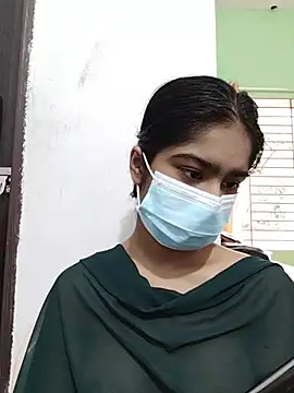 Snapshot of Arisha- chatting on July 30, 5:50 am Arisha- online show from July 30, 5:50 am