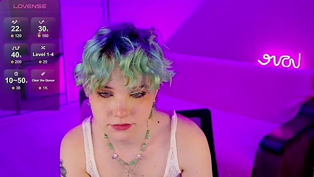 Snapshot of School_Love chatting on January 20, 4:12 pm School Love online show from January 20, 4:12 pm