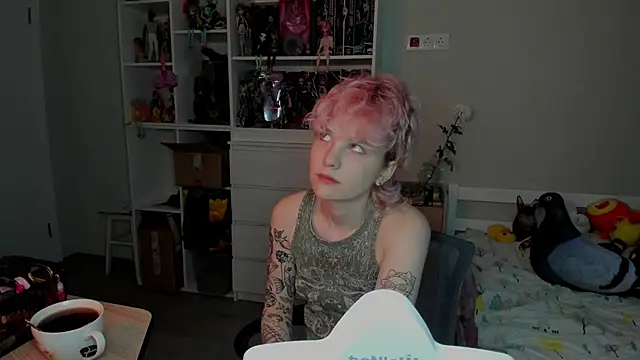 School Love online show from November 20, 7:19 am