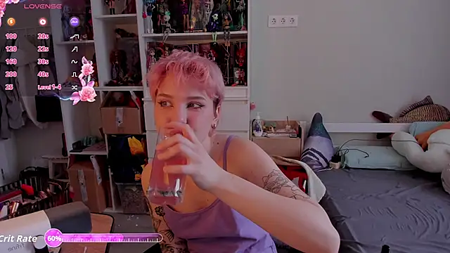 School Love online show from February 12, 7:14 am