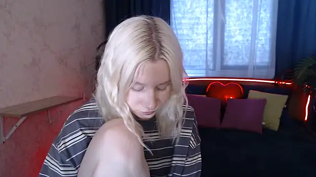 EnigmaSee online show from May 25, 12:22 pm