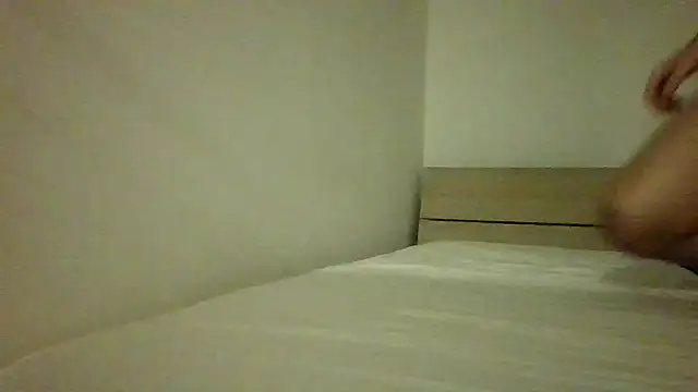 Snapshot of italian_stallion20 chatting on January 10, 7:43 pm italian stallion20 online show from January 10, 7:43 pm