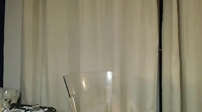 Ladystargazer1966 online show from February 1, 1:02 am