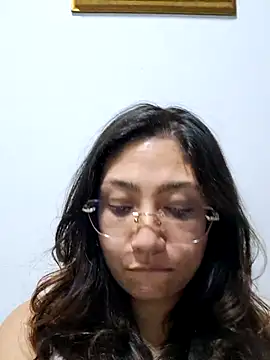 Mia Ruiz online show from October 31, 2:12 am