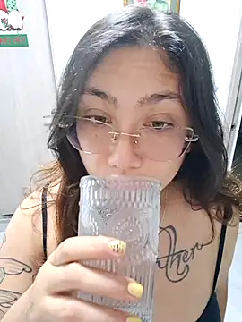 Mia Ruiz online show from November 27, 3:19 am