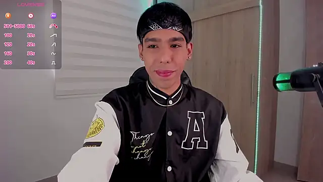 aldrinwhite online show from January 24, 2:19 pm