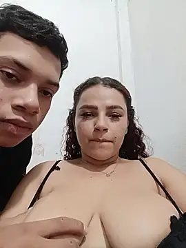 Mommy-Hot online show from July 31, 2:22 am