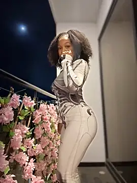 Melany Williams online show from October 7, 12:52 am