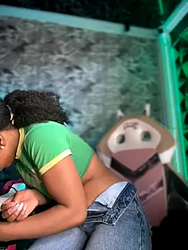 Melany Williams online show from November 14, 1:21 pm