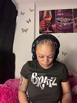 Snapshot of Melany_Williams chatting on May 19, 2:01 pm Melany Williams online show from May 19, 2:01 pm