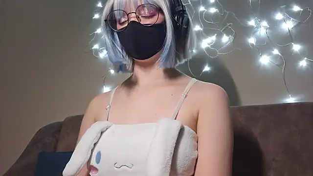 DanaWard online show from September 8, 8:08 pm