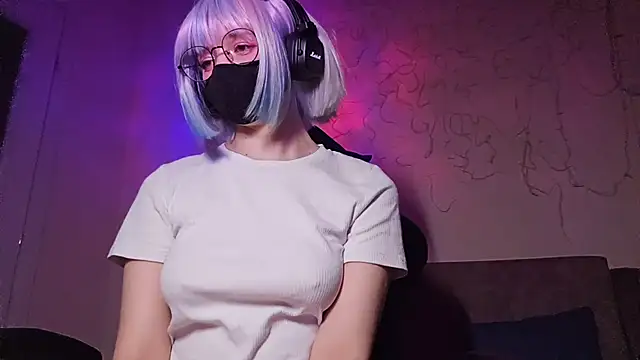 DanaWard online show from September 22, 9:28 pm